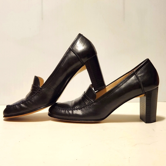 Ann Klein, 9, Black Loafer Heel - Picture 7 of 7